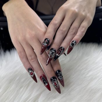Samantha Vonviper Nail Art